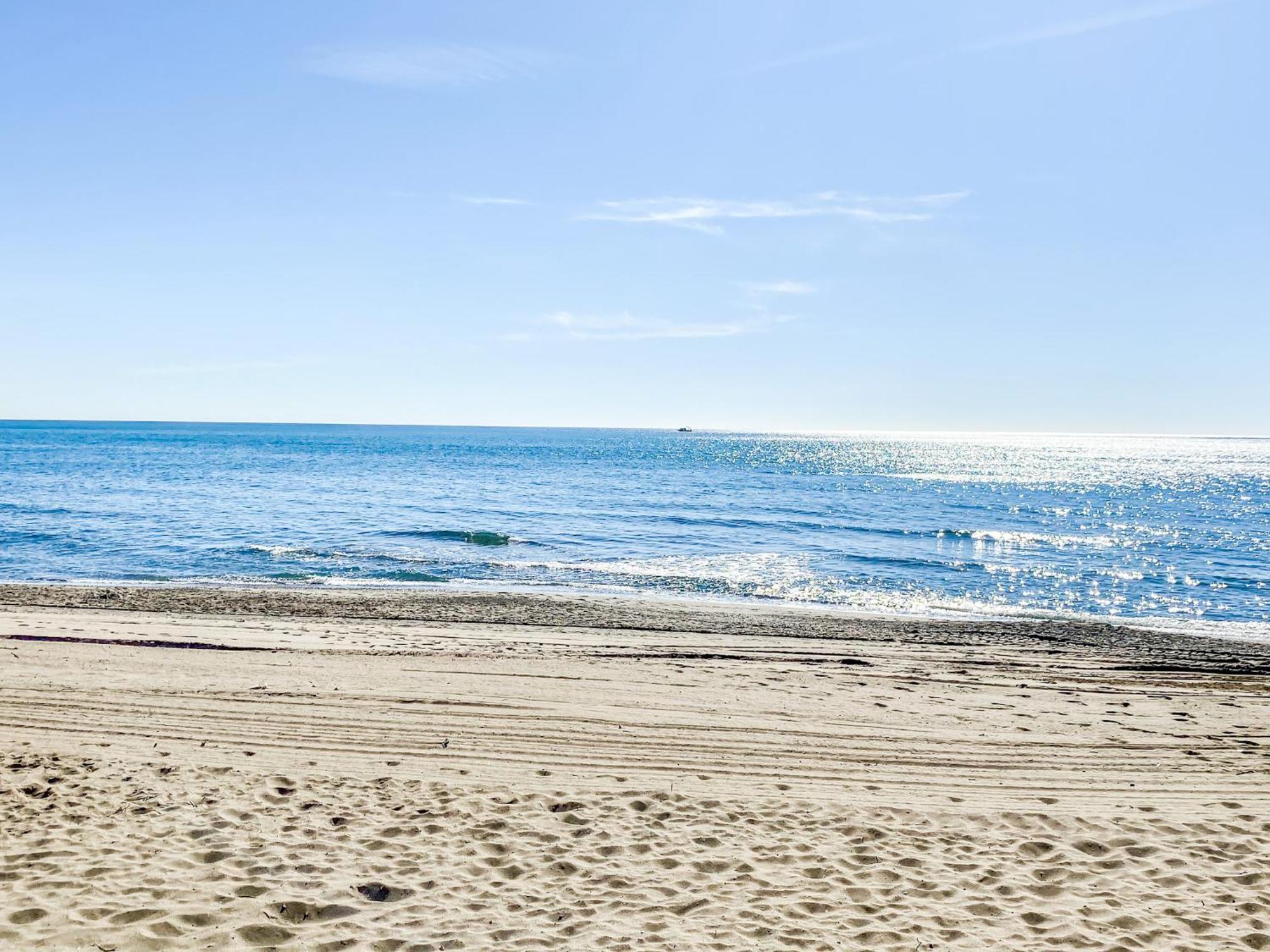 Suite Eden Torremolinos Bagian luar foto